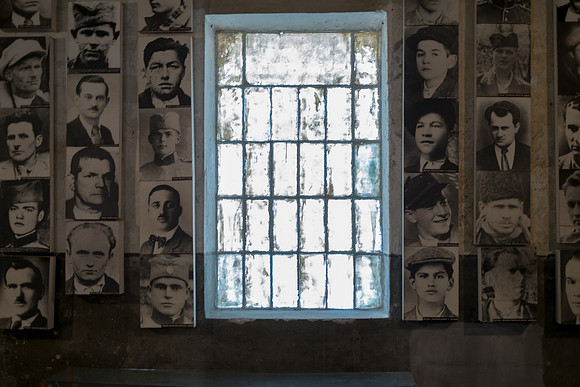 crveni krst concentration camp #4