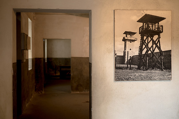 crveni krst concentration camp #5