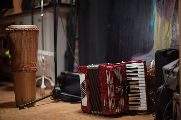 mh studio-25