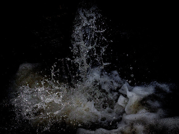 010817-1095