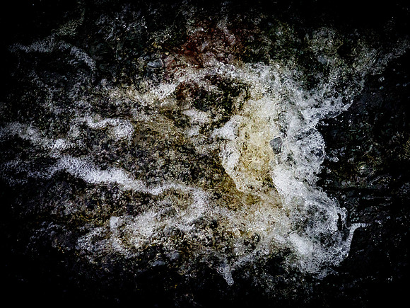 010817-1372