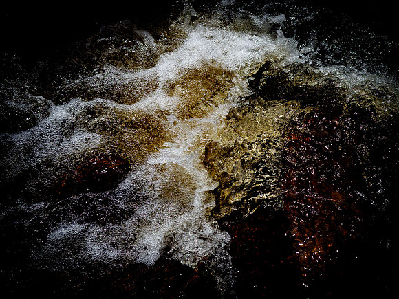 010817-906