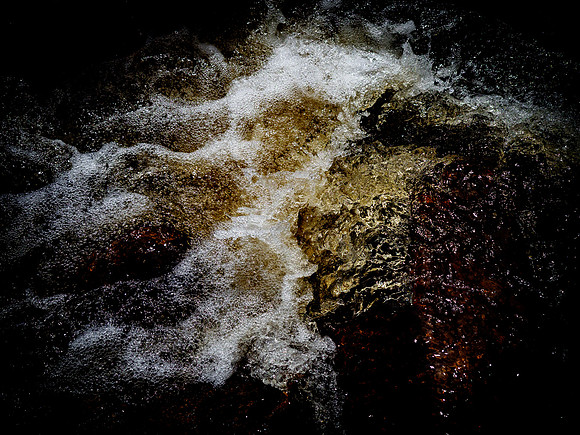010817-906