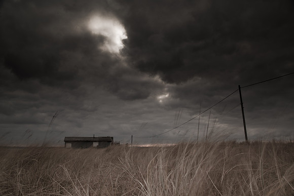 black house 1