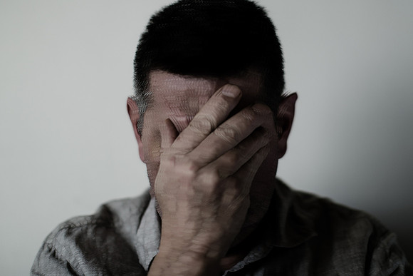 the 5 stages of a migraine #3