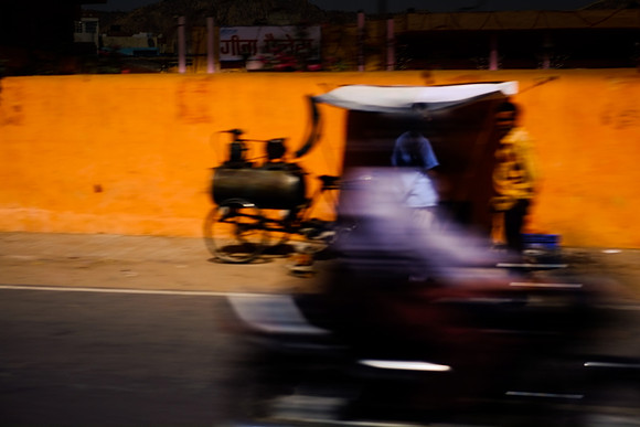 INDIA-6496