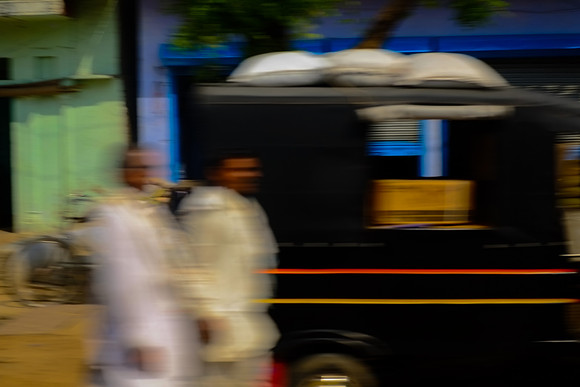 INDIA-2877