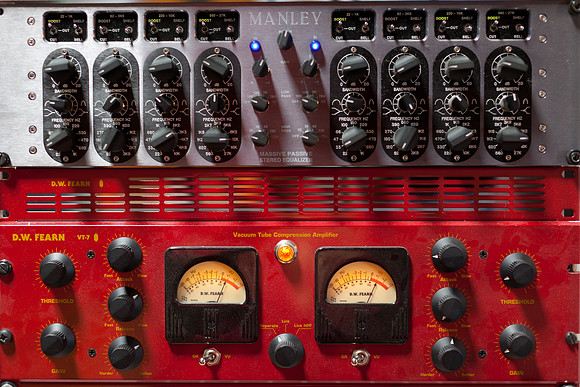 mh studio-57